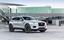   Jaguar C-X17 Sports Crossover Concept - 2013