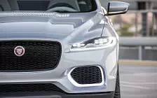   Jaguar C-X17 Sports Crossover Concept - 2013