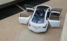   Nissan Ellure Concept - 2010